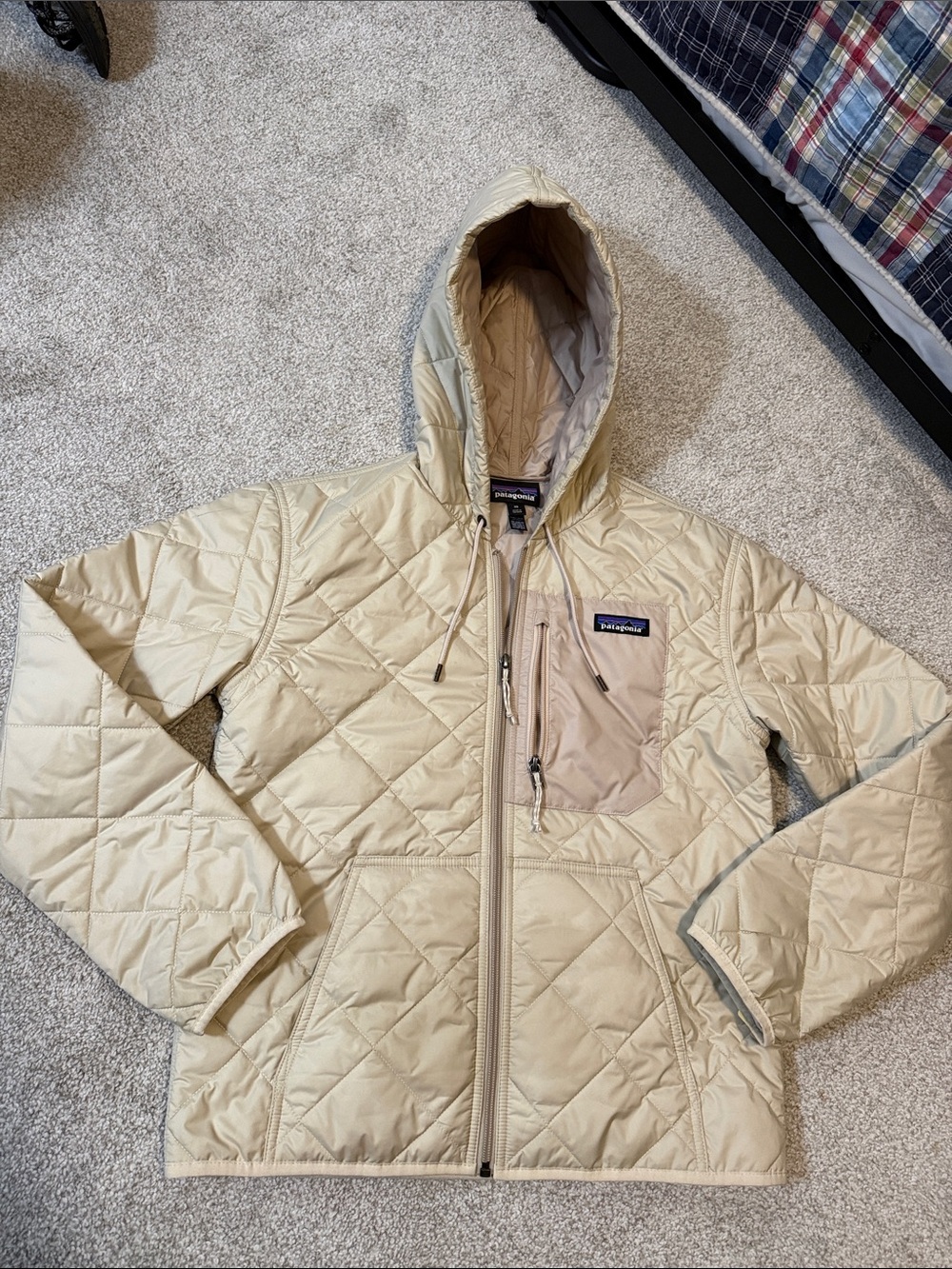 Patagonia Quilted Hooded Puffer Jacket - Cream